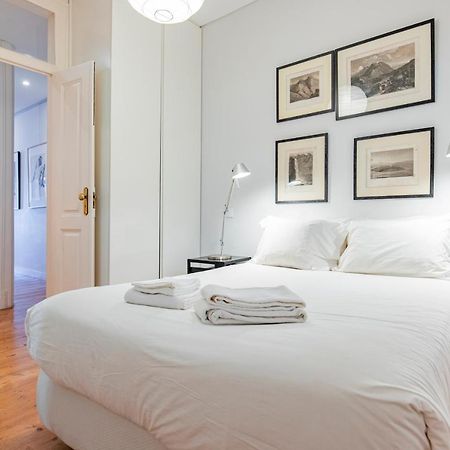 Castelo Design Aparment W/ Balcony & Super View By Lovelystay Lissabon Buitenkant foto